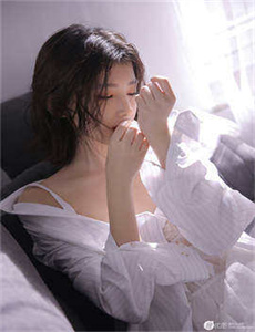 阿霞第二部还是那片情-美女自卫图片